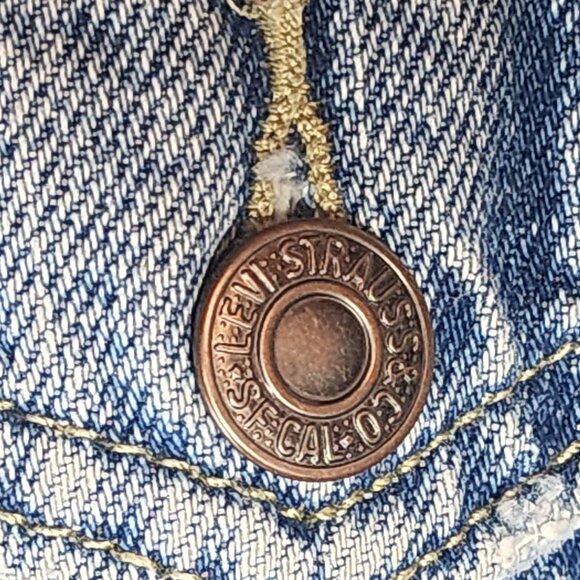 Levi Strauss Medium Wash Distressed Red Label Vintage Original Jean Jacket Sz S - Picture 7 of 16